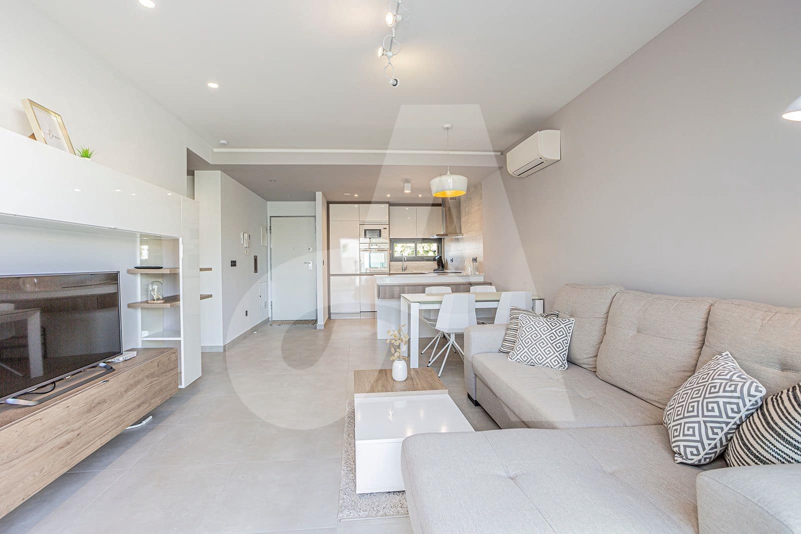 2 bedroom Penthouse for sale in El Raso with pool garage - € 255,000 (Ref: 9782388)