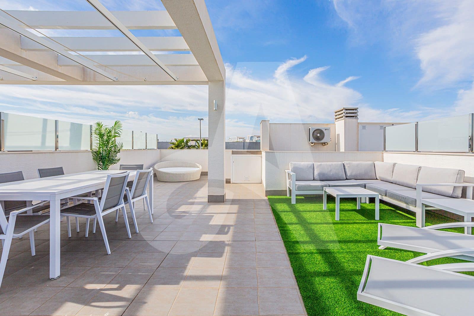 2 bedroom Penthouse for sale in El Raso with pool garage - € 255,000 (Ref: 9782388)