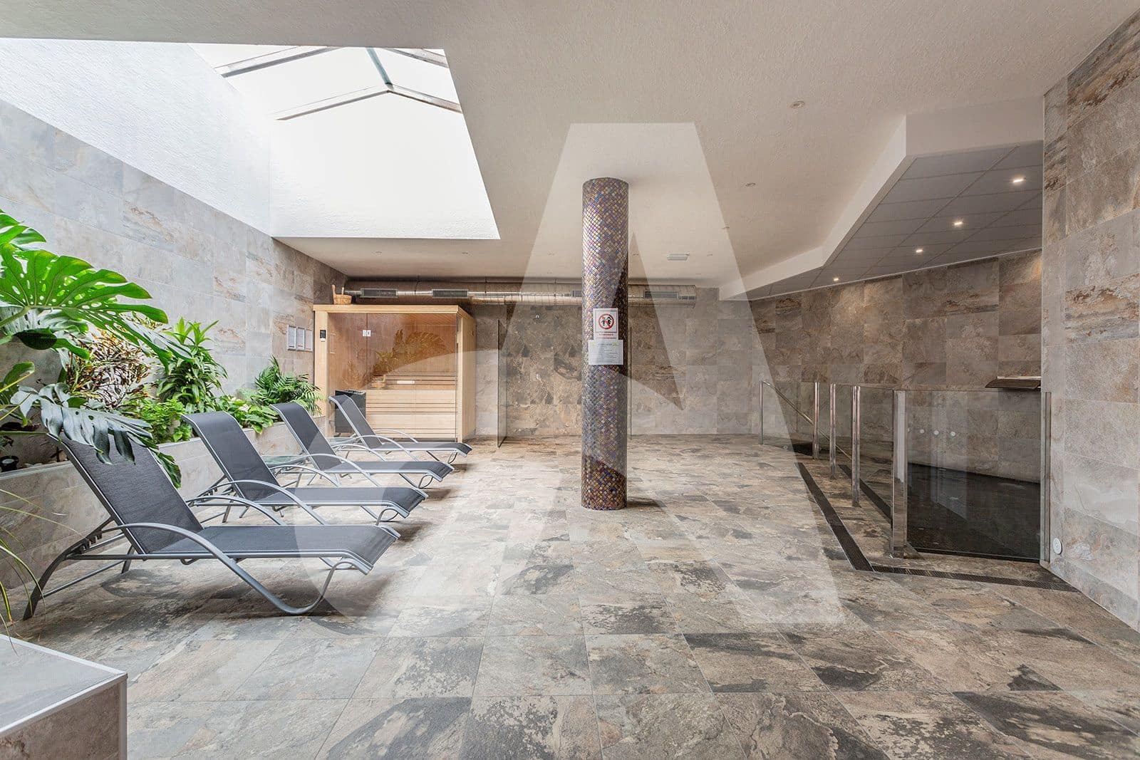 2 bedroom Penthouse for sale in El Raso with pool garage - € 255,000 (Ref: 9782388)