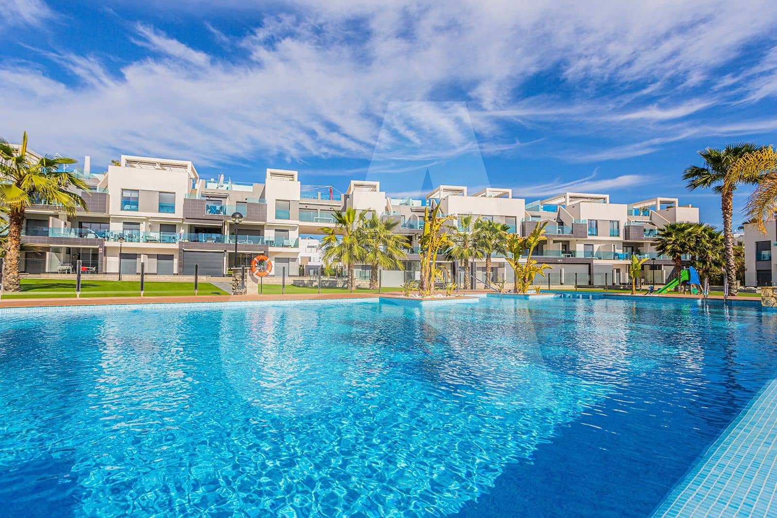 2 bedroom Penthouse for sale in El Raso with pool garage - € 255,000 (Ref: 9782388)