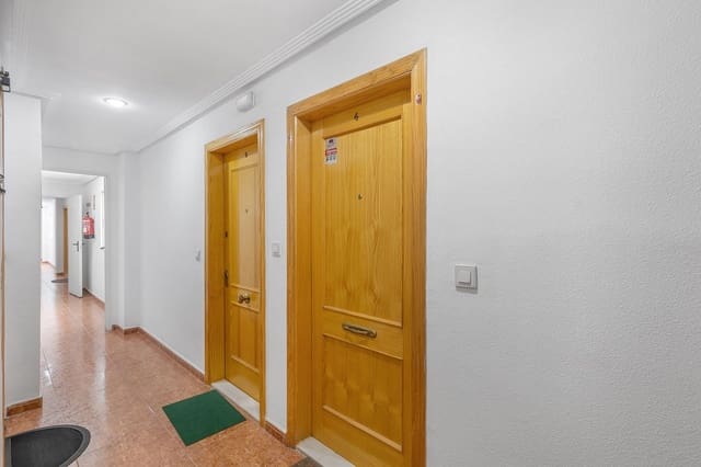 Apartamento de 1 habitación en Torrevieja en venta - 116.000 € (Ref: 9784251)