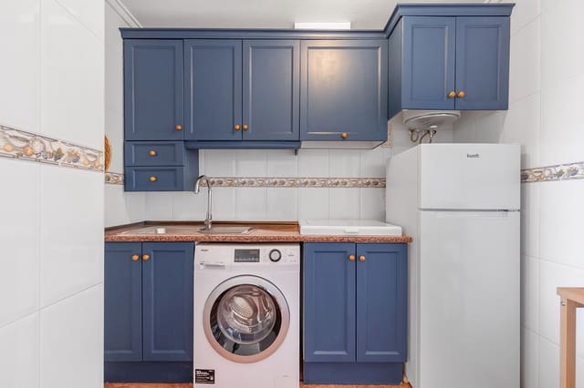 Apartamento de 1 habitación en Torrevieja en venta - 116.000 € (Ref: 9784251)