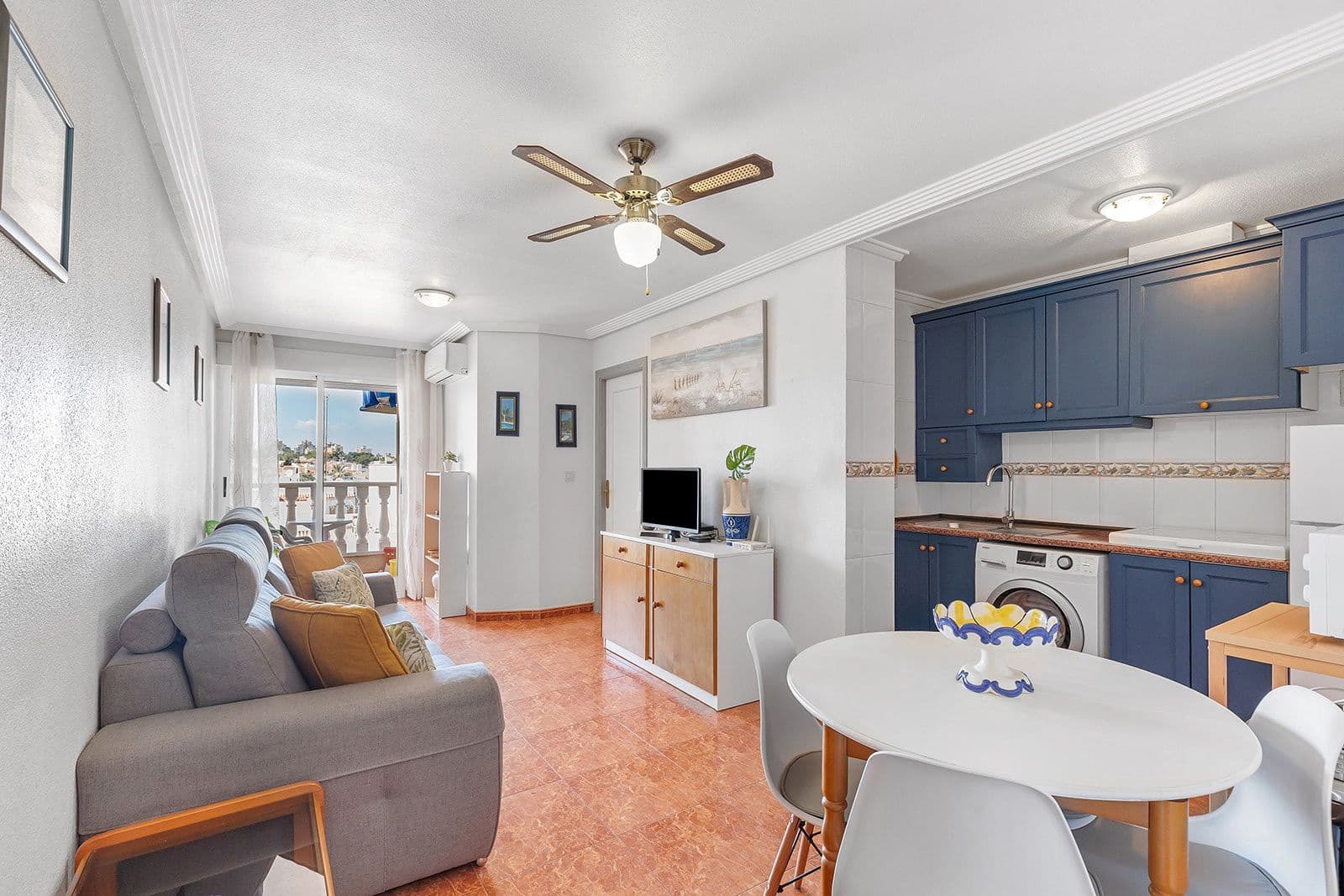 1 quarto Apartamento para venda em Torrevieja - 116 000 € (Ref: 9784251)