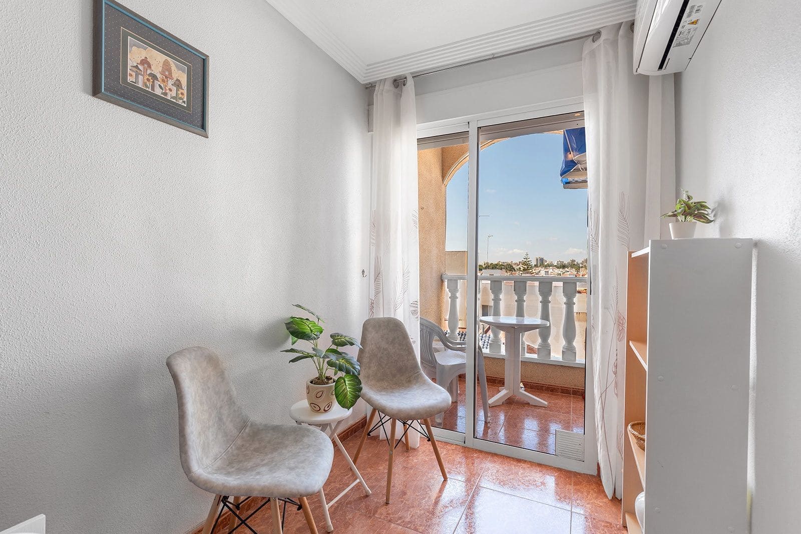 1 quarto Apartamento para venda em Torrevieja - 116 000 € (Ref: 9784251)