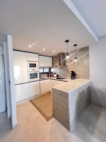 2 soverom Penthouse til salgs i El Raso, Guardamar del Segura med svømmebasseng - € 295 000 (Ref: 9824726)