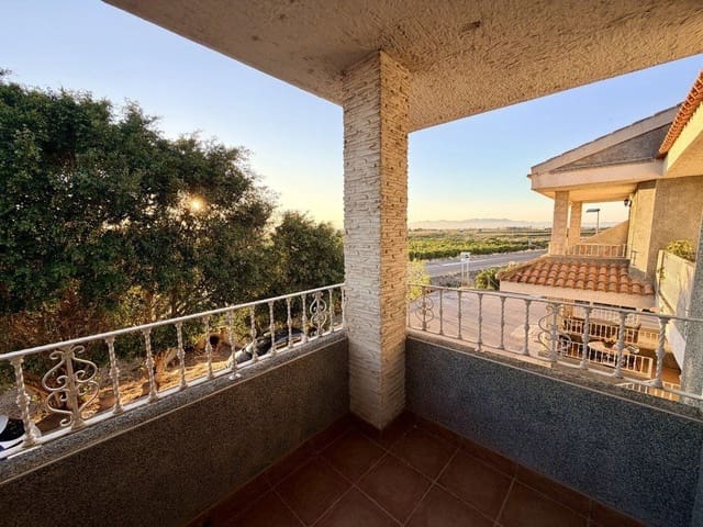 3 makuuhuone Omakotitalo myytävänä paikassa Formentera del Segura mukana 
autotalli - 255 000 € (Ref: 9824738)