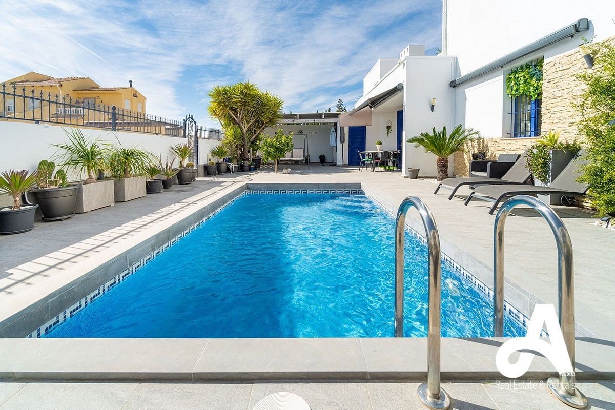 3 bedroom Villa for sale in Fortuna with pool garage - € 314,000 (Ref: 9824739)