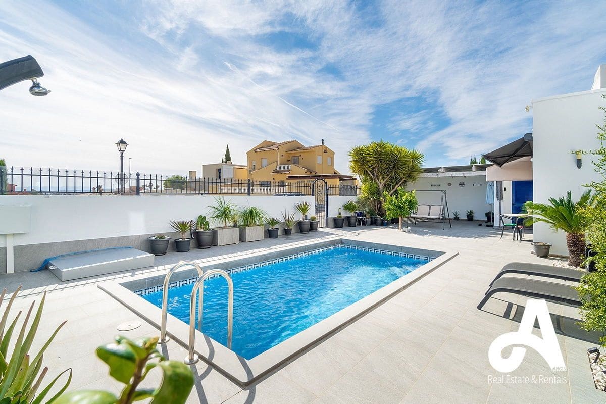 3 bedroom Villa for sale in Fortuna with pool garage - € 314,000 (Ref: 9824739)