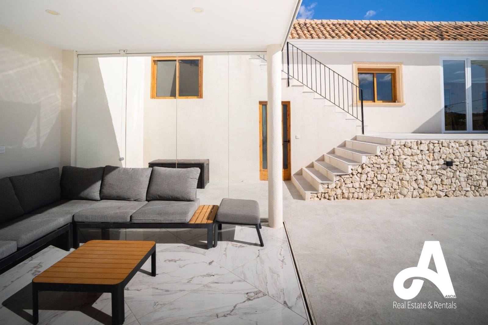 5 soveværelse Villa til salg i Fortuna med swimmingpool garage - € 419.000 (Ref: 9824740)