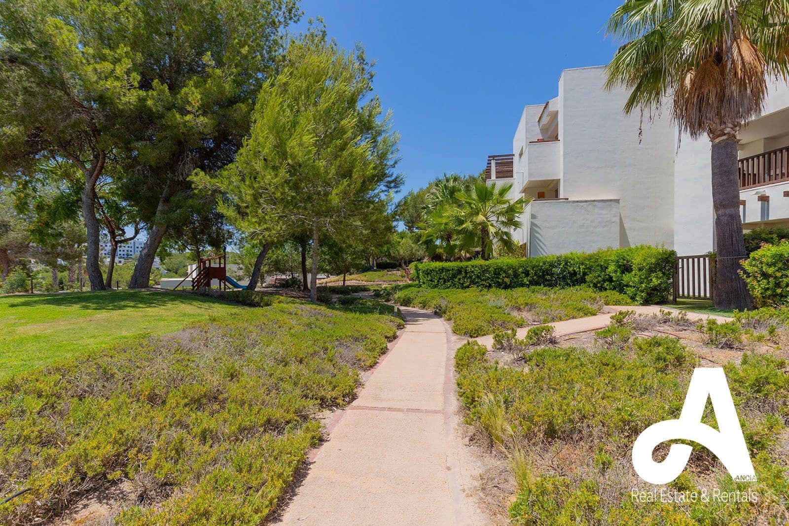 2 camera da letto Appartamento in vendita in Las Colinas Golf con piscina garage - 235.000 € (Rif: 9898905)