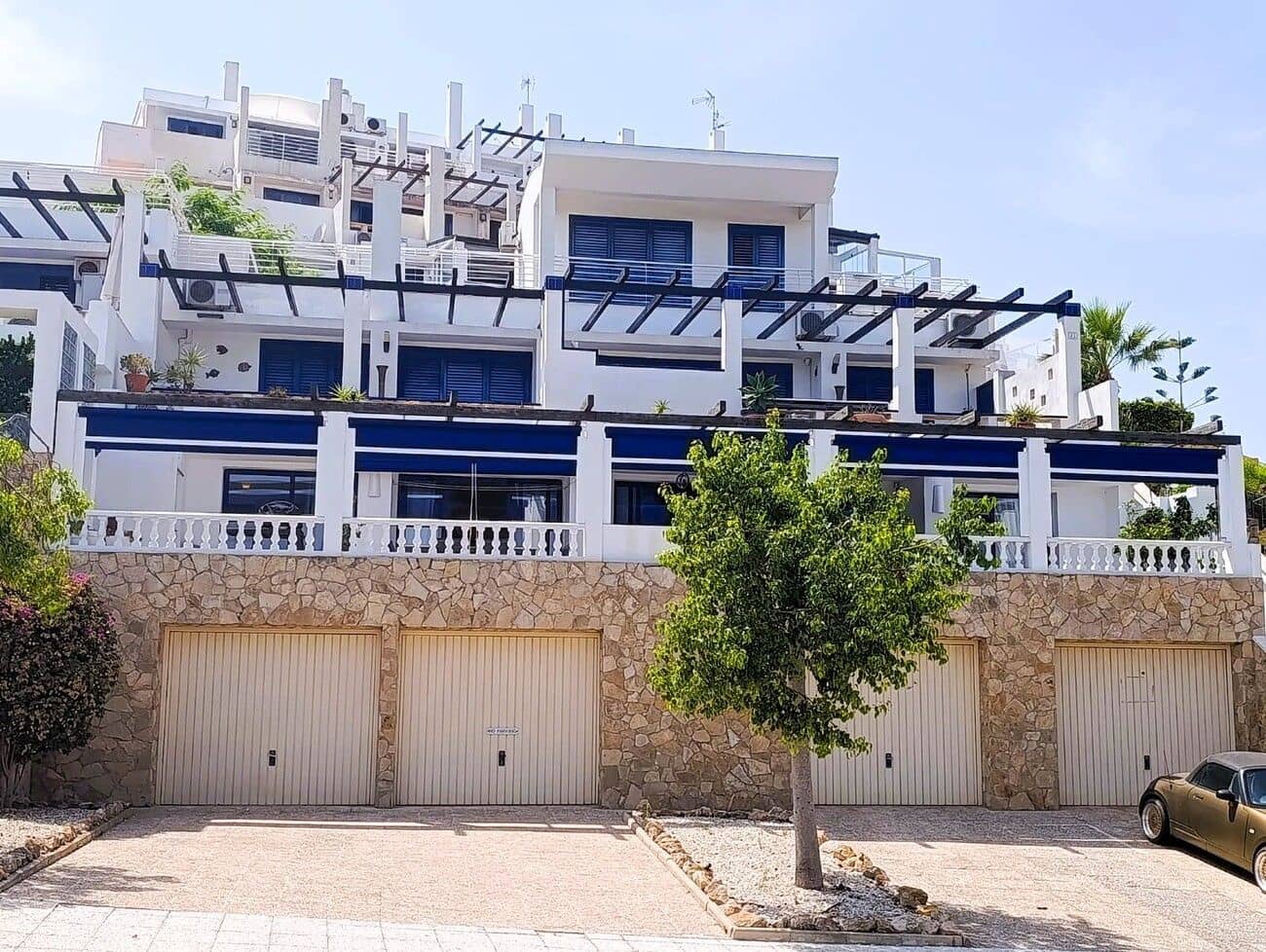 3 Zimmer Apartment zu verkaufen in Orihuela mit Garage - 270.000 € (Ref: 9906830)