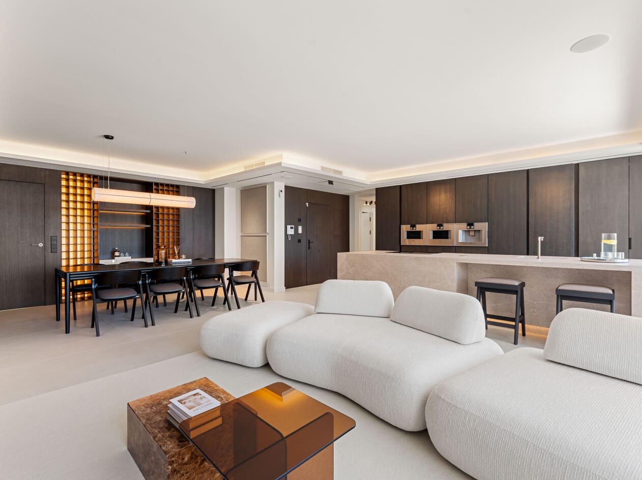 4 bedroom Penthouse for sale in Marbella with pool garage - € 2,695,000 (Ref: 10005277)