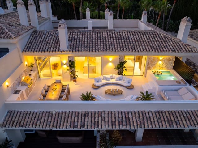4 bedroom Penthouse for sale in Sierra Blanca, Marbella with pool garage - € 2,695,000 (Ref: 10005277)