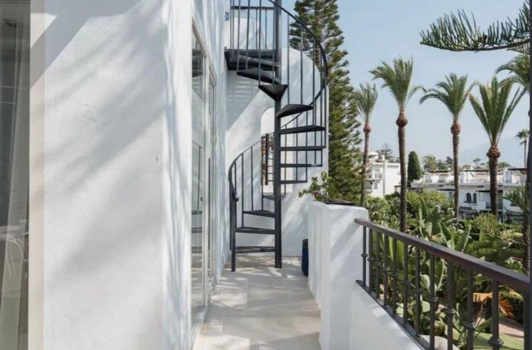 3 sovrum Takvåning till salu i San Pedro de Alcantara med pool garage - 1 599 000 € (Ref: 10008779)