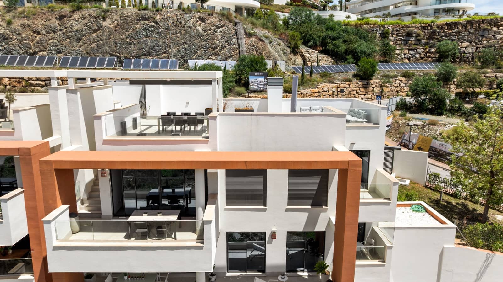 3 Zimmer Apartment zu verkaufen in Benahavis mit Pool Garage - 799.000 € (Ref: 10011148)