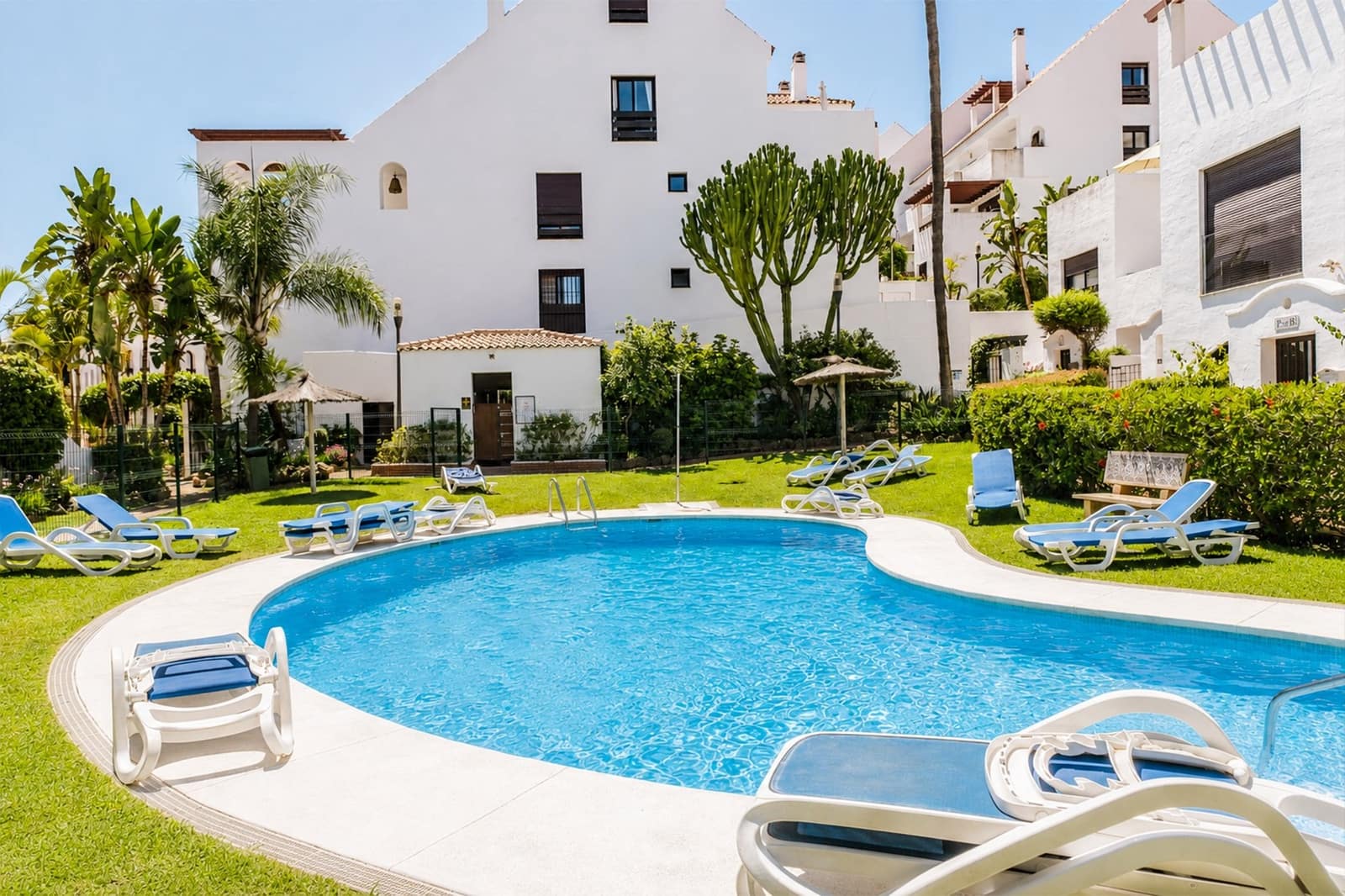 1 Zimmer Apartment zu verkaufen in Marbella mit Pool Garage - 399.000 € (Ref: 10013005)