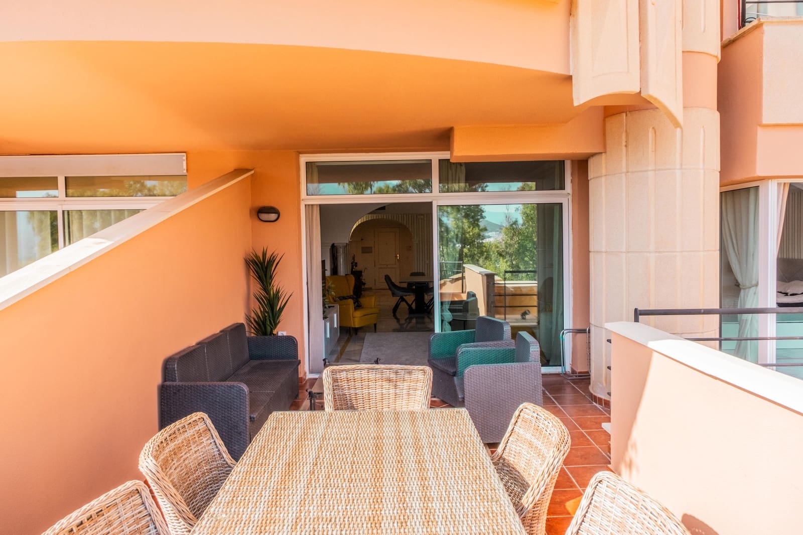 2 bedroom Apartment for sale in Marbella with pool garage - € 580,000 (Ref: 10015242)