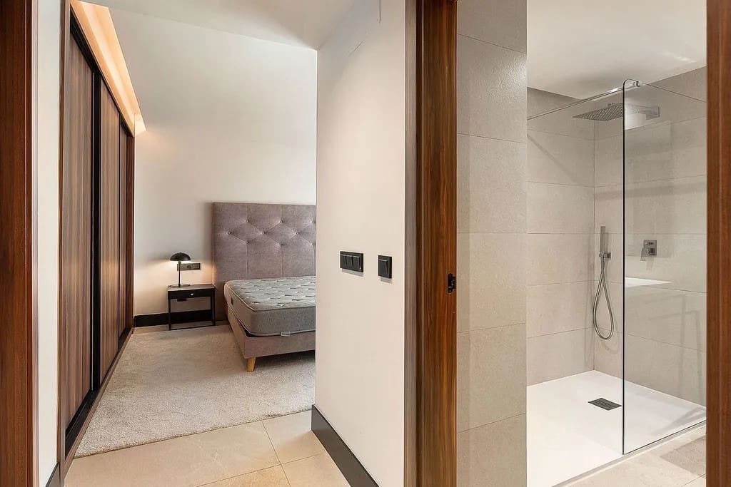 3 soverom Penthouse til salgs i Nueva Andalucia med svømmebasseng garasje - € 1 330 000 (Ref: 10020395)