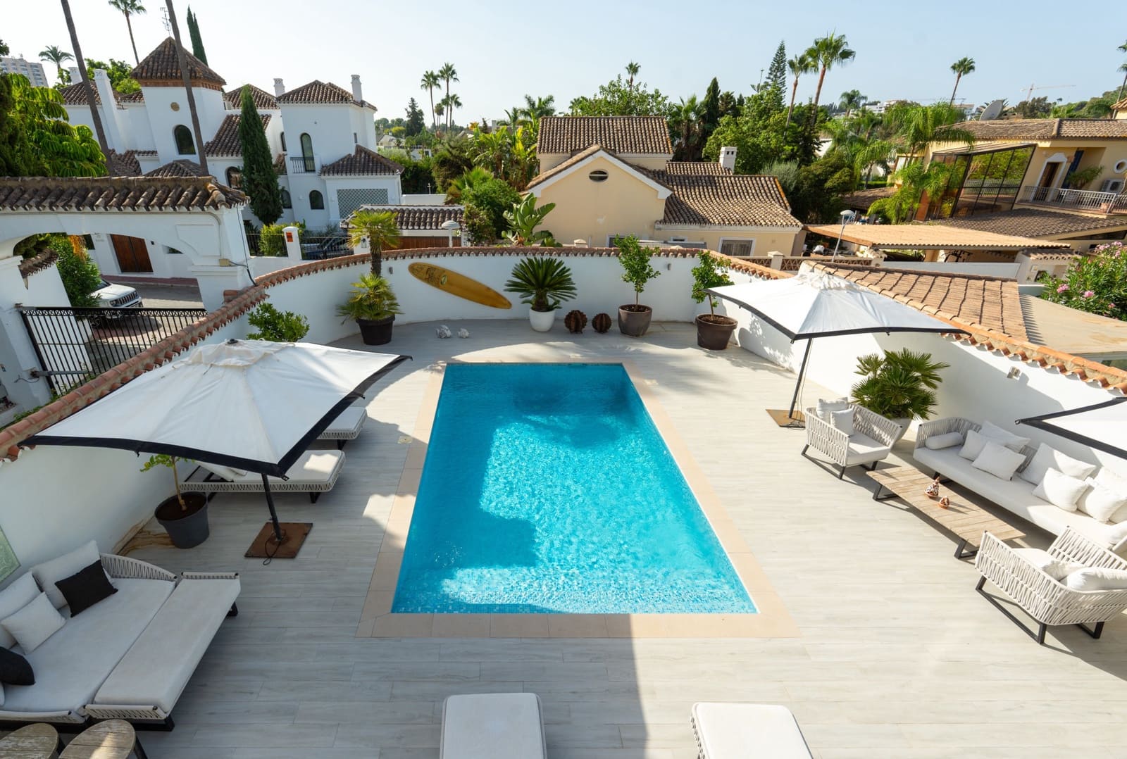 5 bedroom Villa for sale in Marbella with pool garage - € 3,350,000 (Ref: 10025362)
