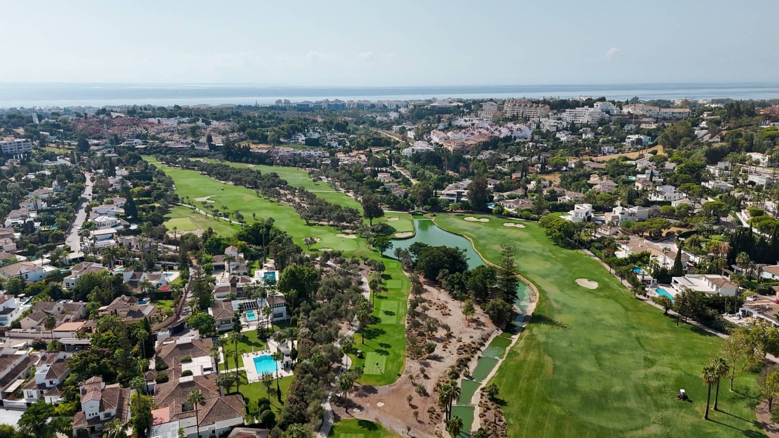 5 bedroom Villa for sale in Marbella with pool garage - € 3,350,000 (Ref: 10025362)