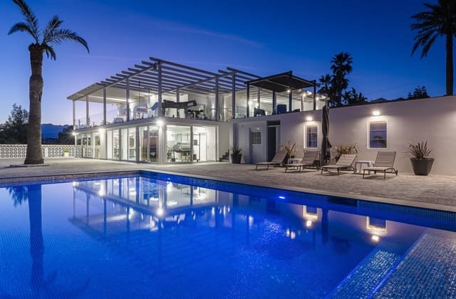 7 bedroom Villa for sale in Marbella with pool garage - € 4,200,000 (Ref: 10025364)