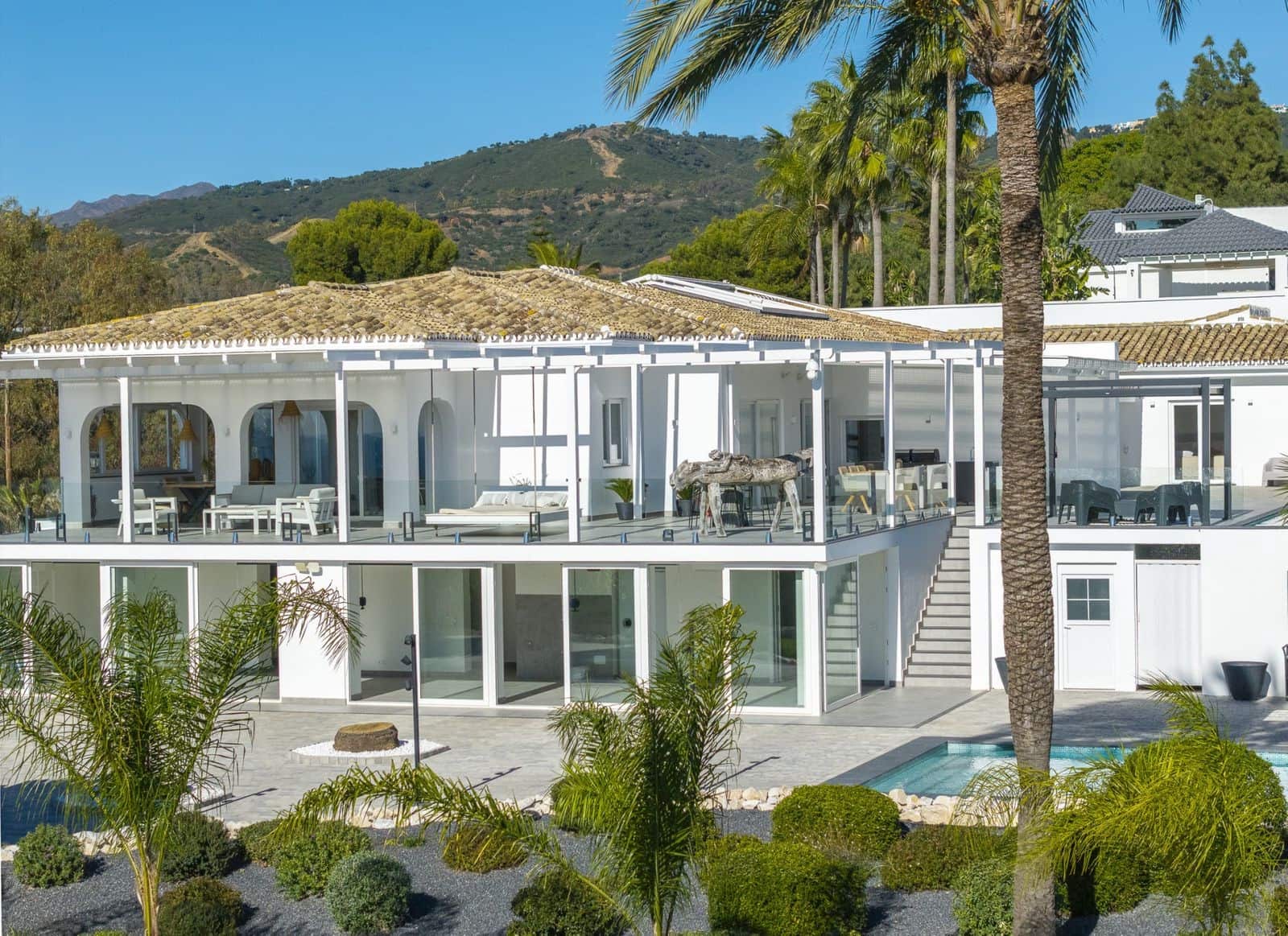 7 bedroom Villa for sale in Marbella with pool garage - € 4,200,000 (Ref: 10025364)
