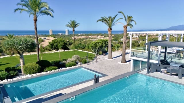 7 bedroom Villa for sale in Marbella with pool garage - € 4,200,000 (Ref: 10025364)