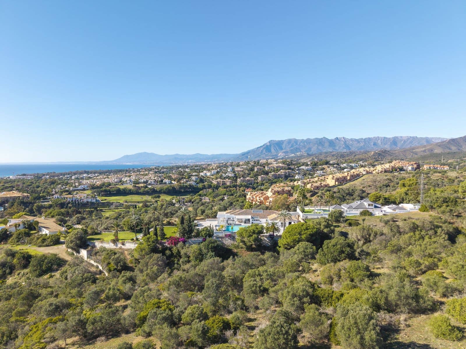 7 bedroom Villa for sale in Marbella with pool garage - € 4,200,000 (Ref: 10025364)