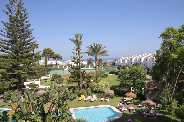 2 soveværelse Lejlighed til salg i Nueva Andalucia, Marbella med swimmingpool - € 769.999 (Ref: 10025365)