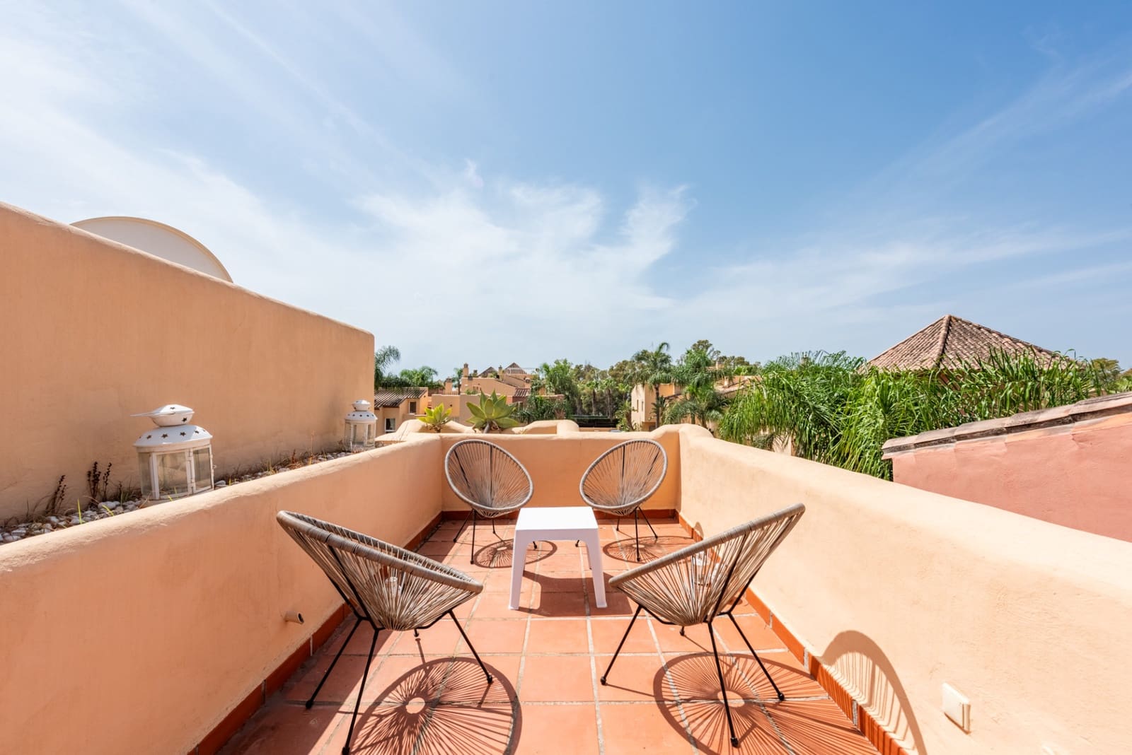 4 sypialnia Dom blizniak na sprzedaż w Marbella z basenem garażem - 495 000 € (Ref: 10026981)
