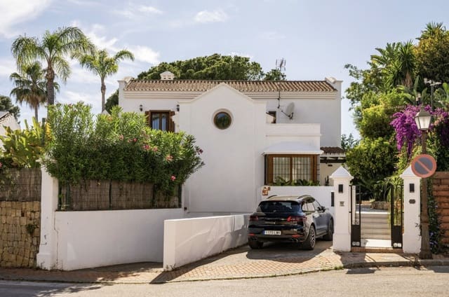5 slaapkamer Villa te koop in Marbella met zwembad garage - € 2.495.000 (Ref: 10030215)