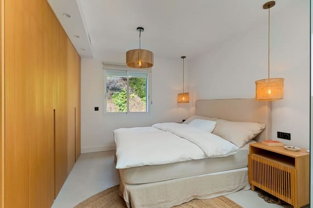 2 soveværelse Penthouse til salg i La Quinta, Benahavís med swimmingpool garage - € 885.000 (Ref: 10030216)