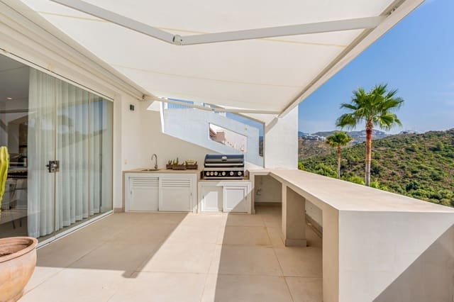 2 soveværelse Penthouse til salg i La Quinta, Benahavís med swimmingpool garage - € 885.000 (Ref: 10030216)