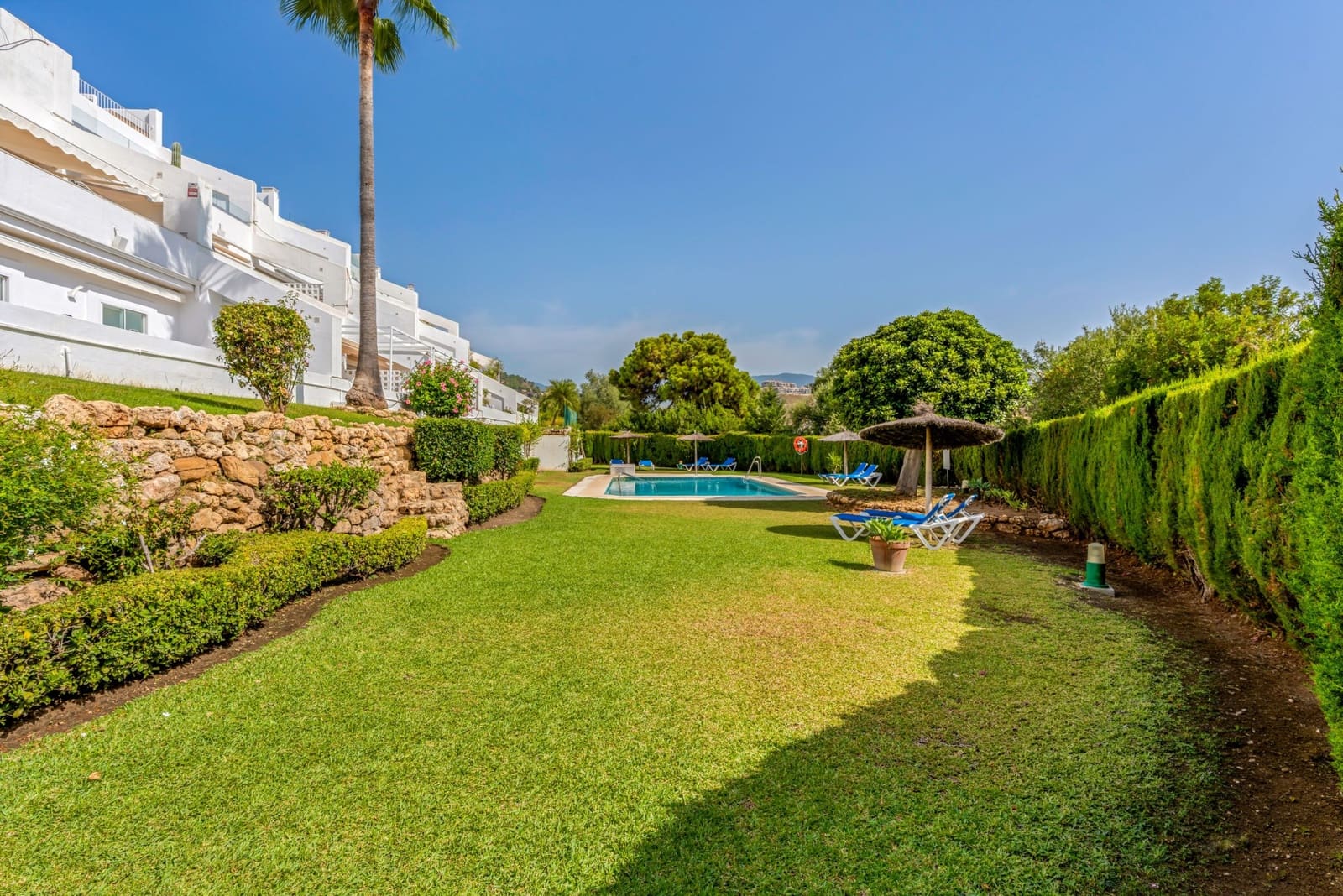 2 sovrum Takvåning till salu i La Quinta med pool garage - 885 000 € (Ref: 10030216)