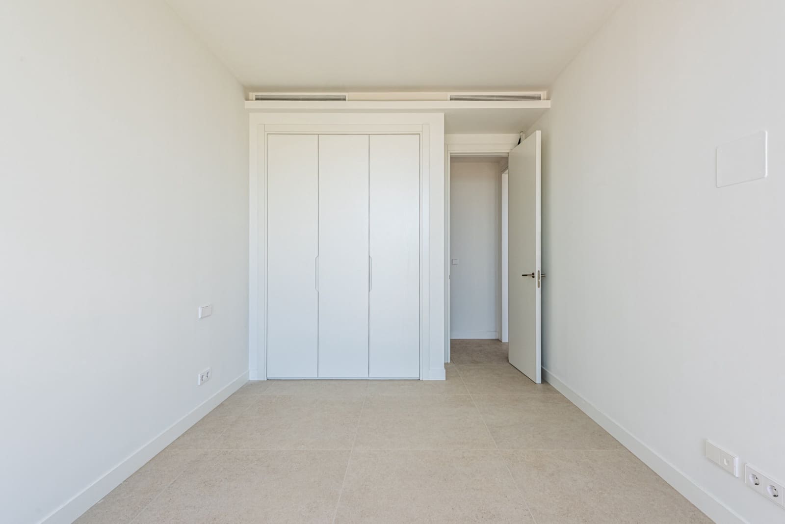 3 Zimmer Villa zu verkaufen in Benahavis mit Pool Garage - 2.350.000 € (Ref: 10031657)