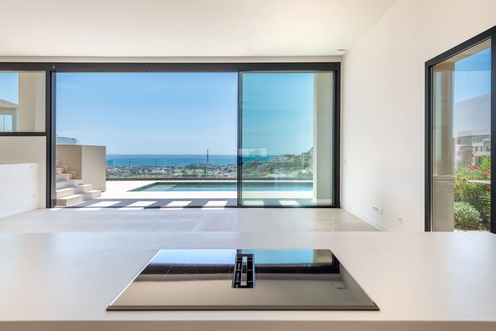 3 Zimmer Villa zu verkaufen in Benahavis mit Pool Garage - 2.350.000 € (Ref: 10031657)