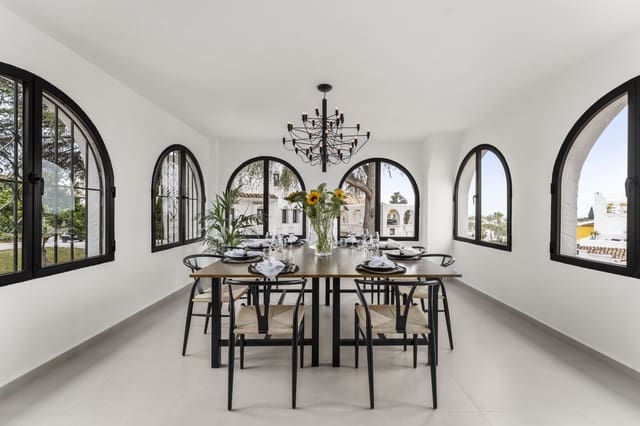Apartamento de 3 habitaciones en Marbella en venta con piscina - 1.190.000 € (Ref: 10031658)