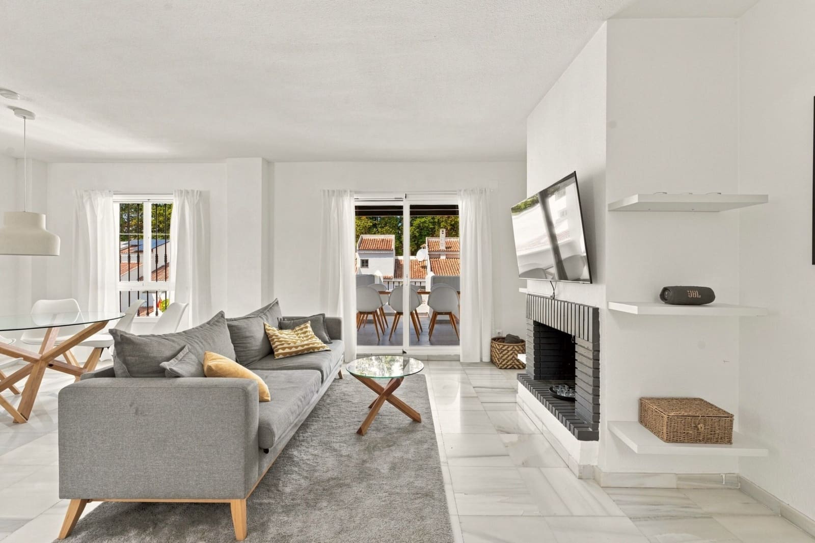 2 chambre Penthouse à vendre à Nueva Andalucia avec piscine garage - 530 000 € (Ref: 10031659)