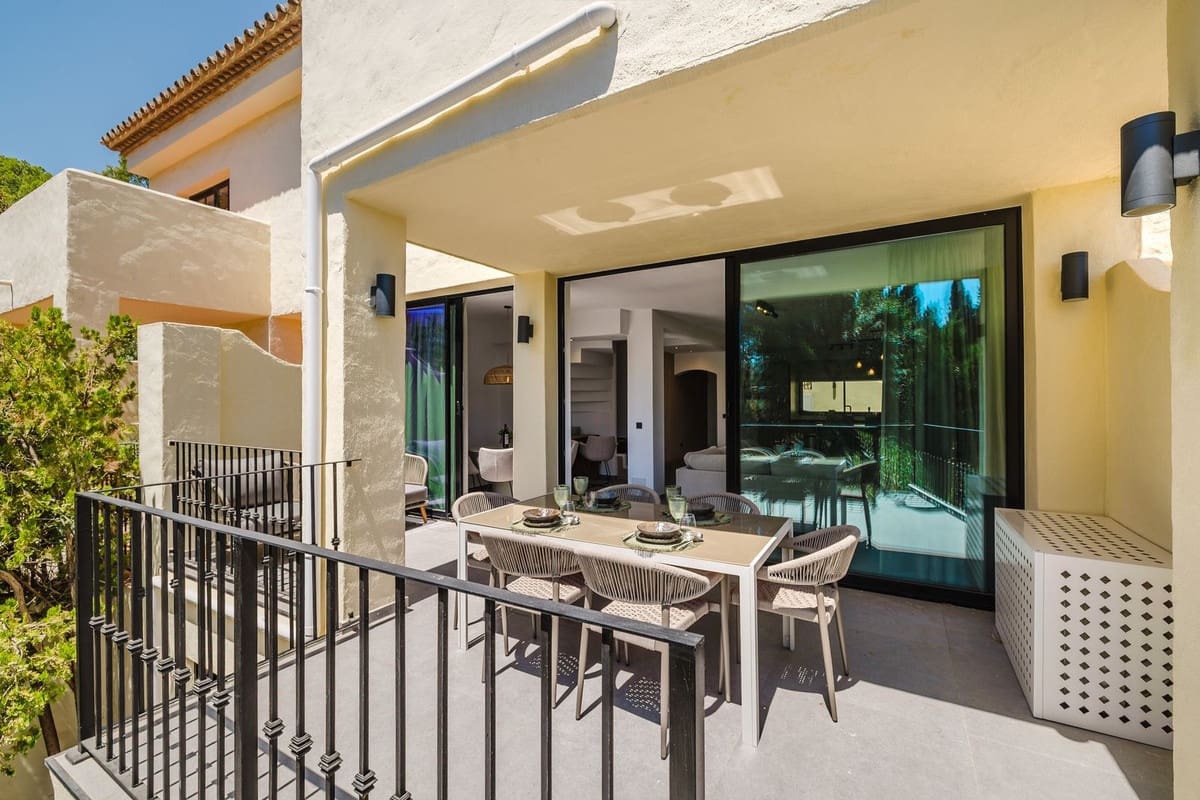 3 Zimmer Haus zu verkaufen in Marbella mit Pool - 735.000 € (Ref: 10033602)