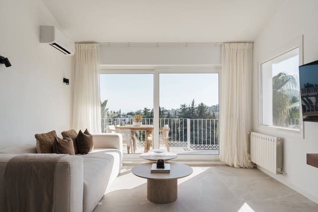 2 quarto Casa em Banda para venda em Atalaya-Isdabe, Estepona com piscina garagem - 525 000 € (Ref: 10033603)