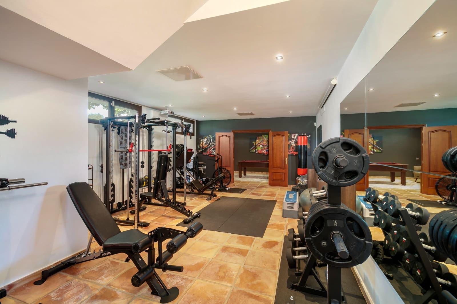 4 chambre Villa/Maison à vendre à Benahavis avec piscine garage - 2 895 000 € (Ref: 10033604)