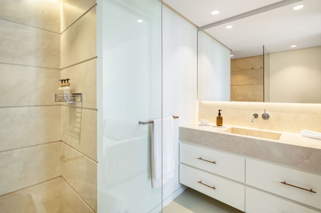 4 bedroom Penthouse for sale in Marbella with pool garage - € 7,895,000 (Ref: 10035071)