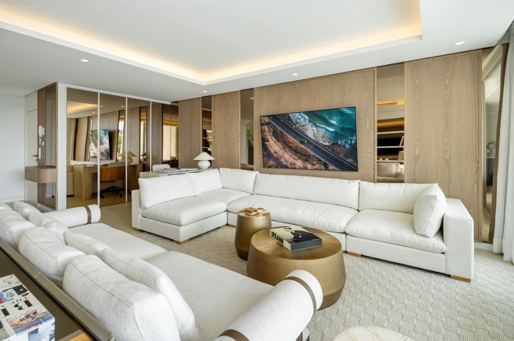 4 bedroom Penthouse for sale in Marbella with pool garage - € 7,895,000 (Ref: 10035071)