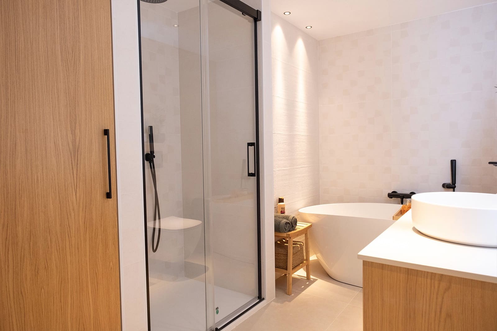 3 sypialnia Apartament na sprzedaż w Marbella z basenem garażem - 825 000 € (Ref: 10037144)
