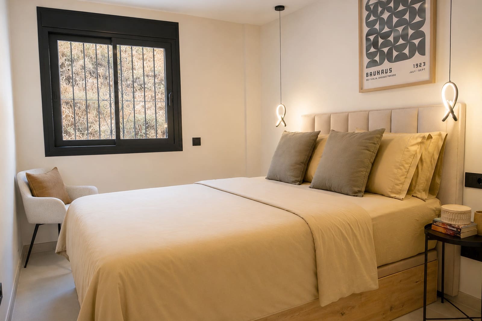 3 sypialnia Apartament na sprzedaż w Marbella z basenem garażem - 825 000 € (Ref: 10037144)