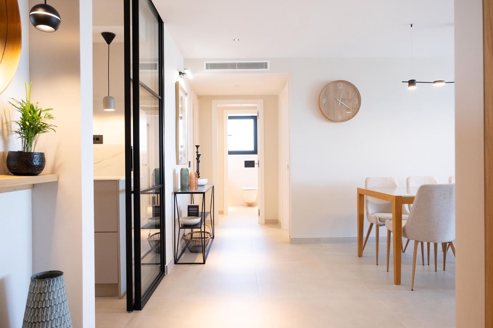 3 sypialnia Apartament na sprzedaż w Marbella z basenem garażem - 825 000 € (Ref: 10037144)