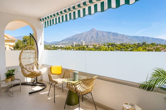 3 Zimmer Apartment zu verkaufen in Marbella mit Pool Garage - 825.000 € (Ref: 10037144)