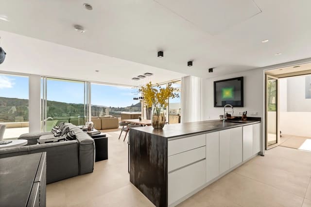 3 slaapkamer Penthouse te koop in Ojen - € 2.400.000 (Ref: 10042705)