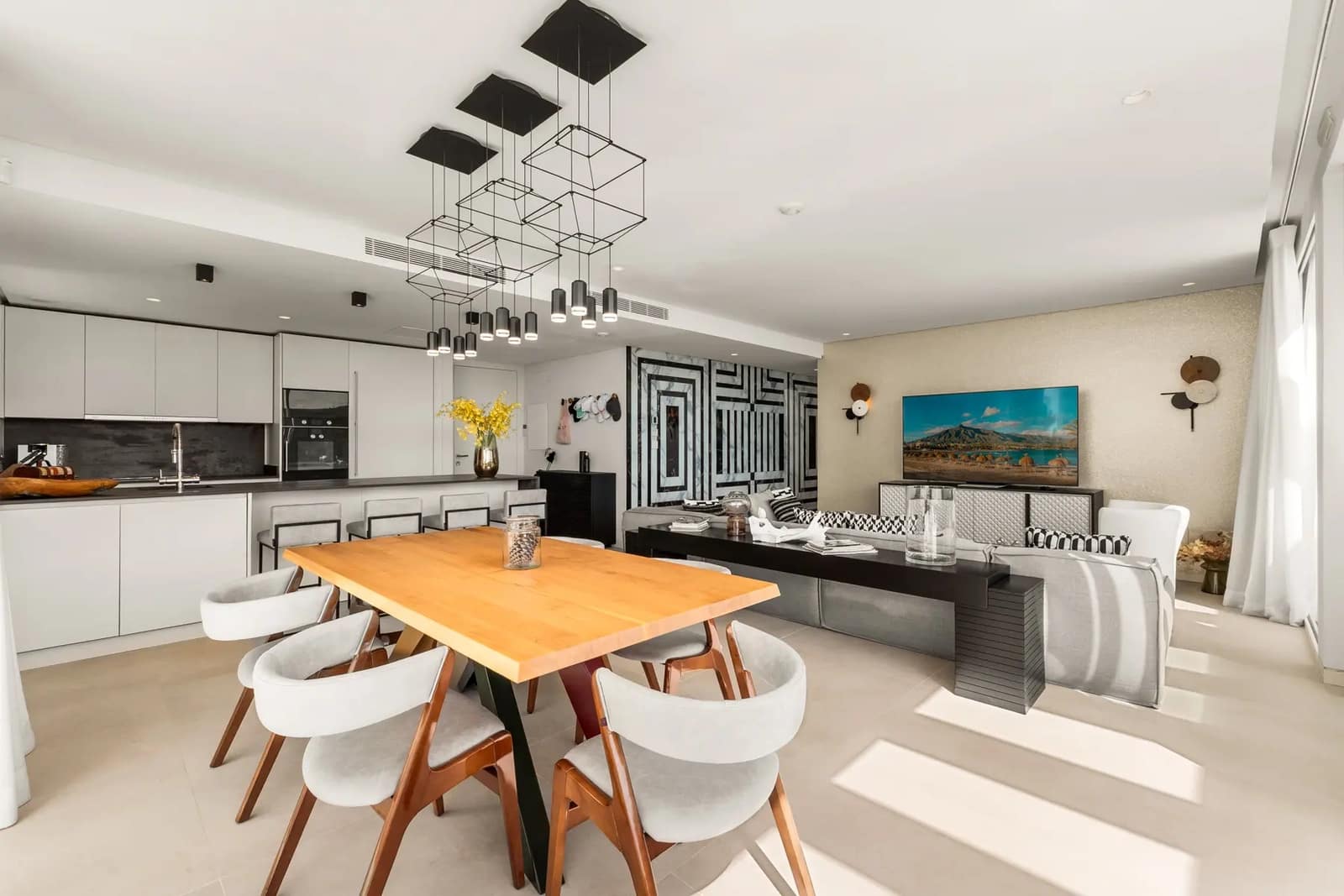 3 slaapkamer Penthouse te koop in Ojen met zwembad garage - € 2.400.000 (Ref: 10042705)