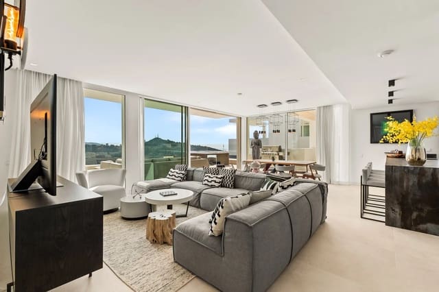 3 slaapkamer Penthouse te koop in Ojen - € 2.400.000 (Ref: 10042705)